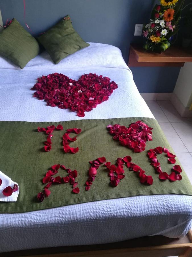 Hotel Plaza Querétaro Esterno foto